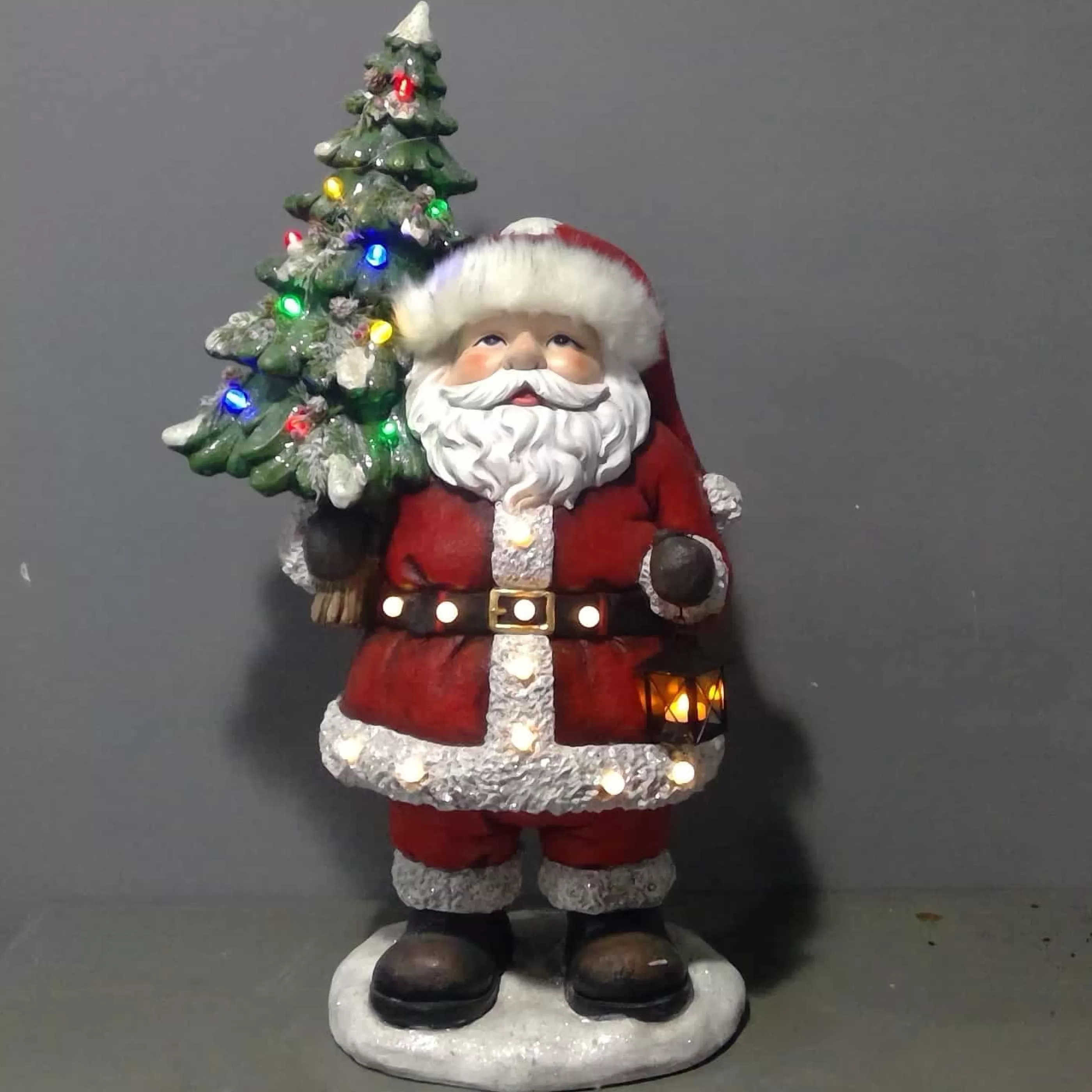 Led Santa With Christmas Tree*Christmas Land Fashion